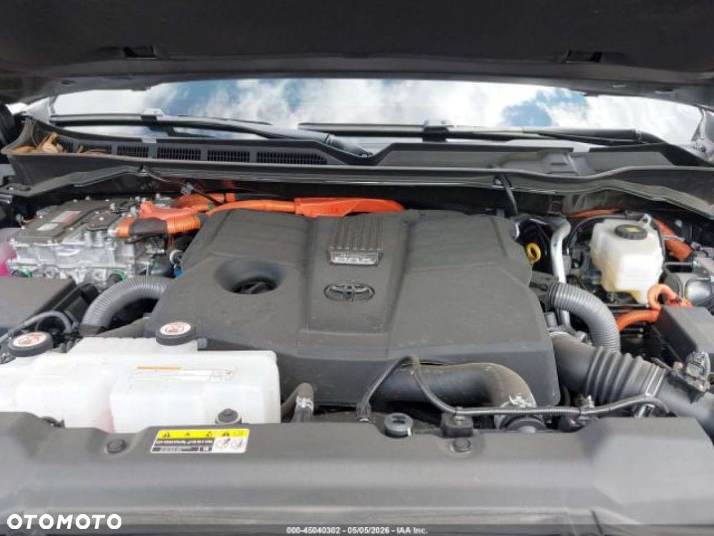 Toyota Tundra - 10