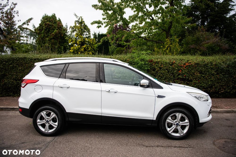 Ford Kuga 2.0 TDCi 4x4 Titanium - 4