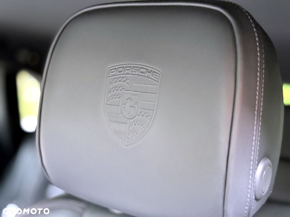Porsche Macan T - 27