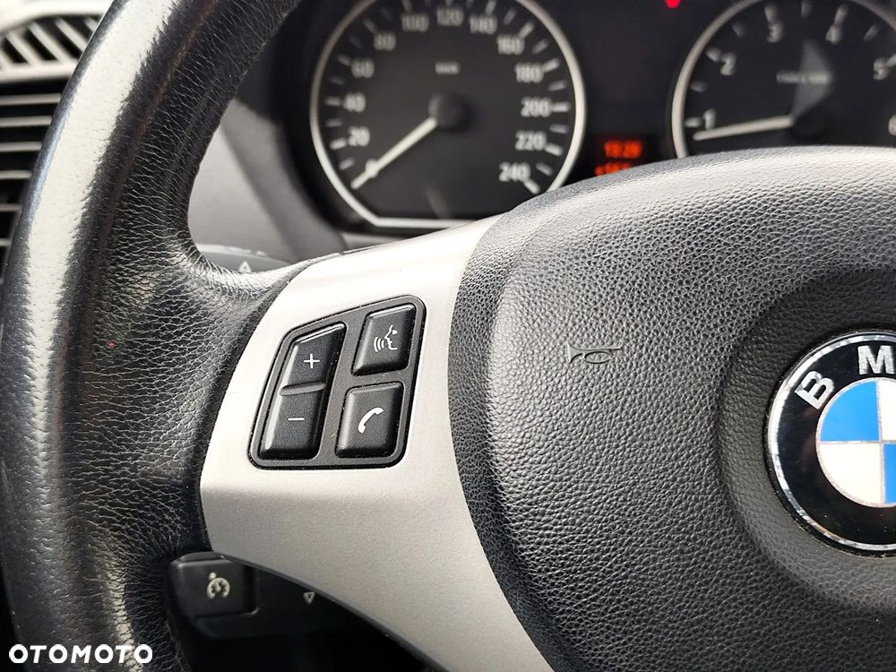 BMW Seria 1 116i - 16