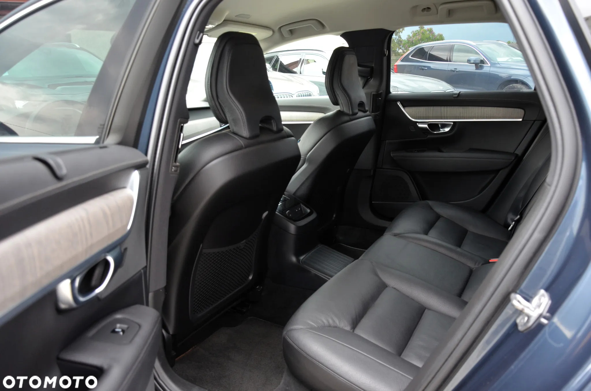 Volvo V90 T6 Recharge AWD Geartronic Inscription - 23