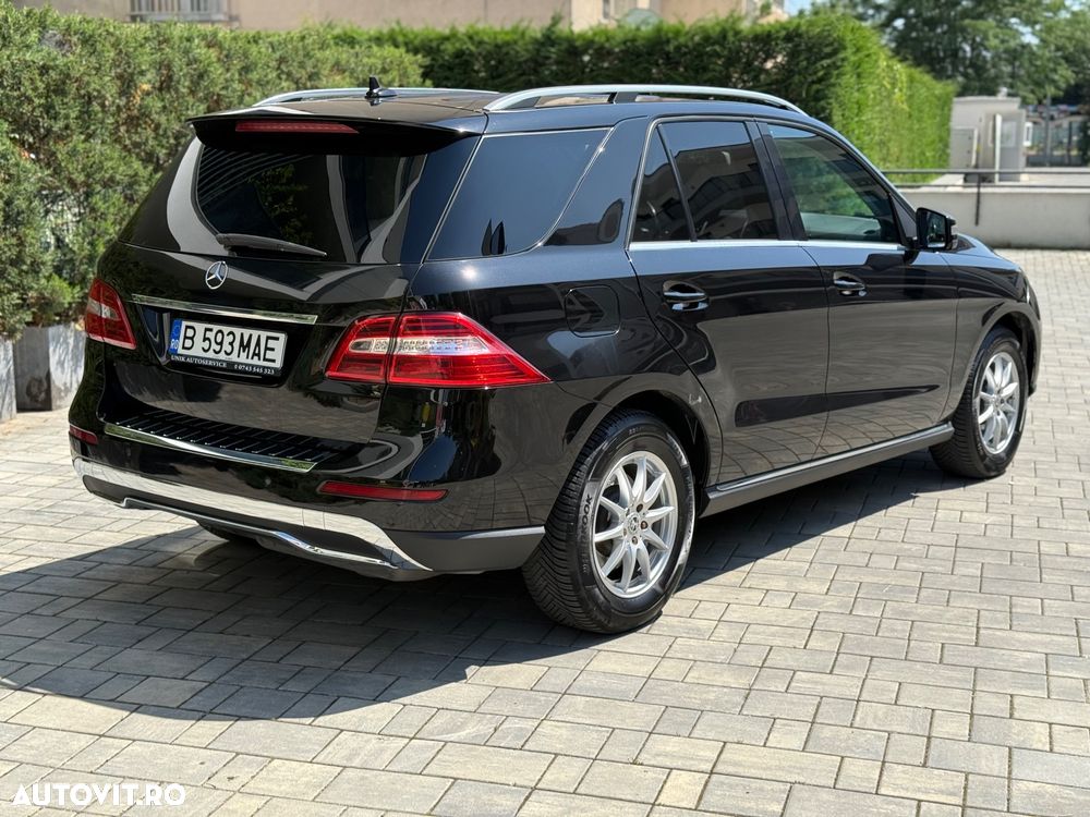 Mercedes-Benz ML 350 BlueTec 4MATIC Aut - 10