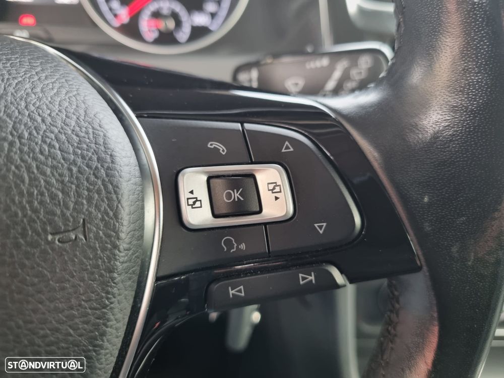 VW Golf Variant 1.6 TDi Confortline - 27