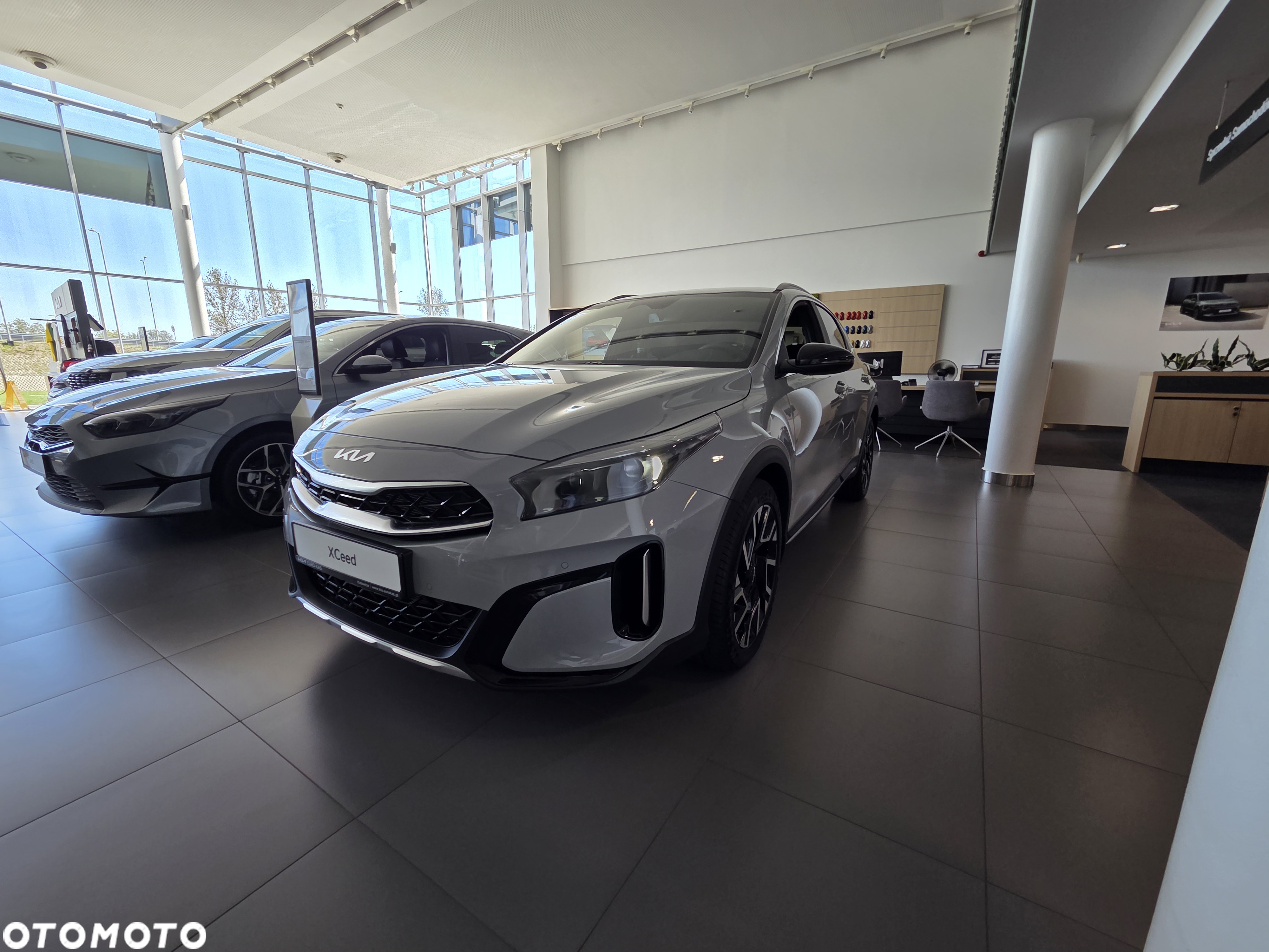 Kia XCeed 1.6 T-GDI Tribute DCT - 3