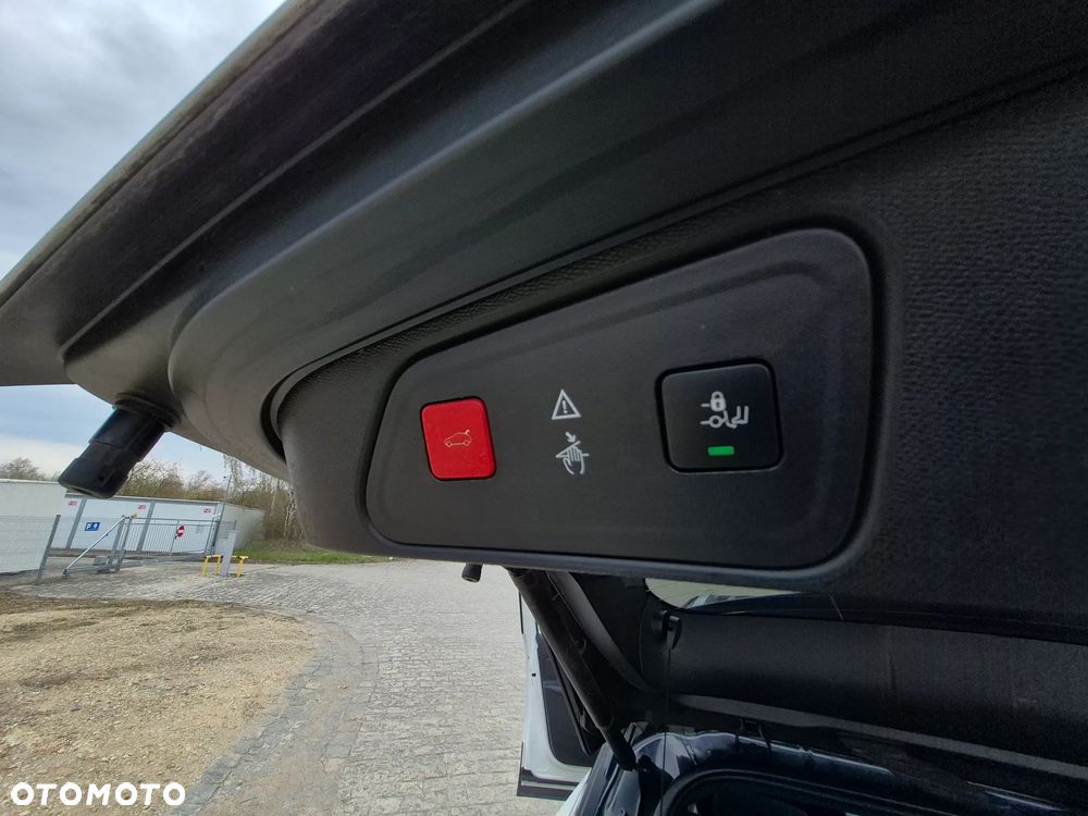 Peugeot 3008 PureTech 180 Stop & Start GPF EAT8 GT - 19