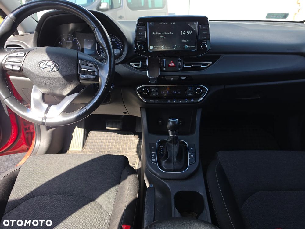 Hyundai i30 1.5 T-GDI 48V Comfort DCT - 14