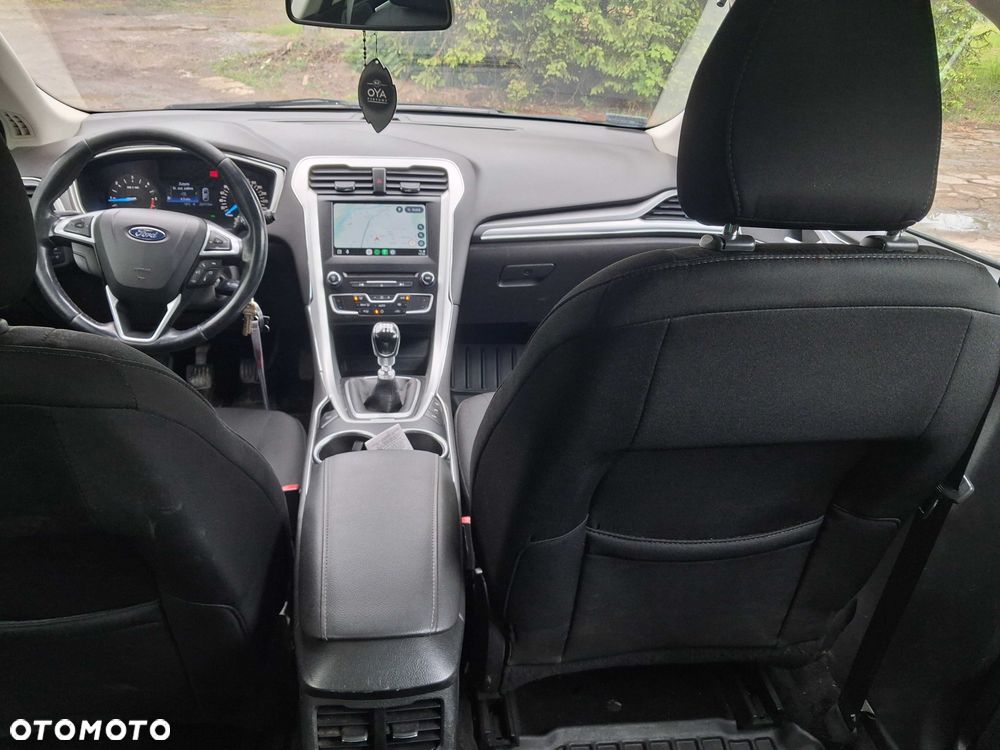 Ford Mondeo - 7