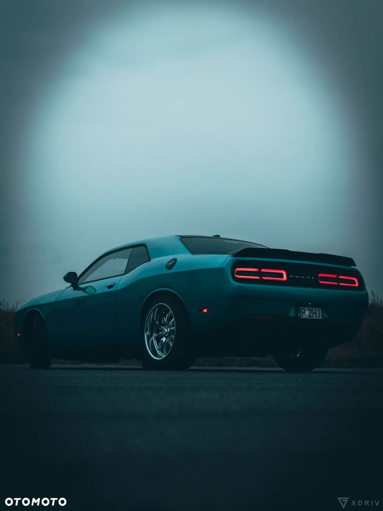 Dodge Challenger 5.7 R/T - 6