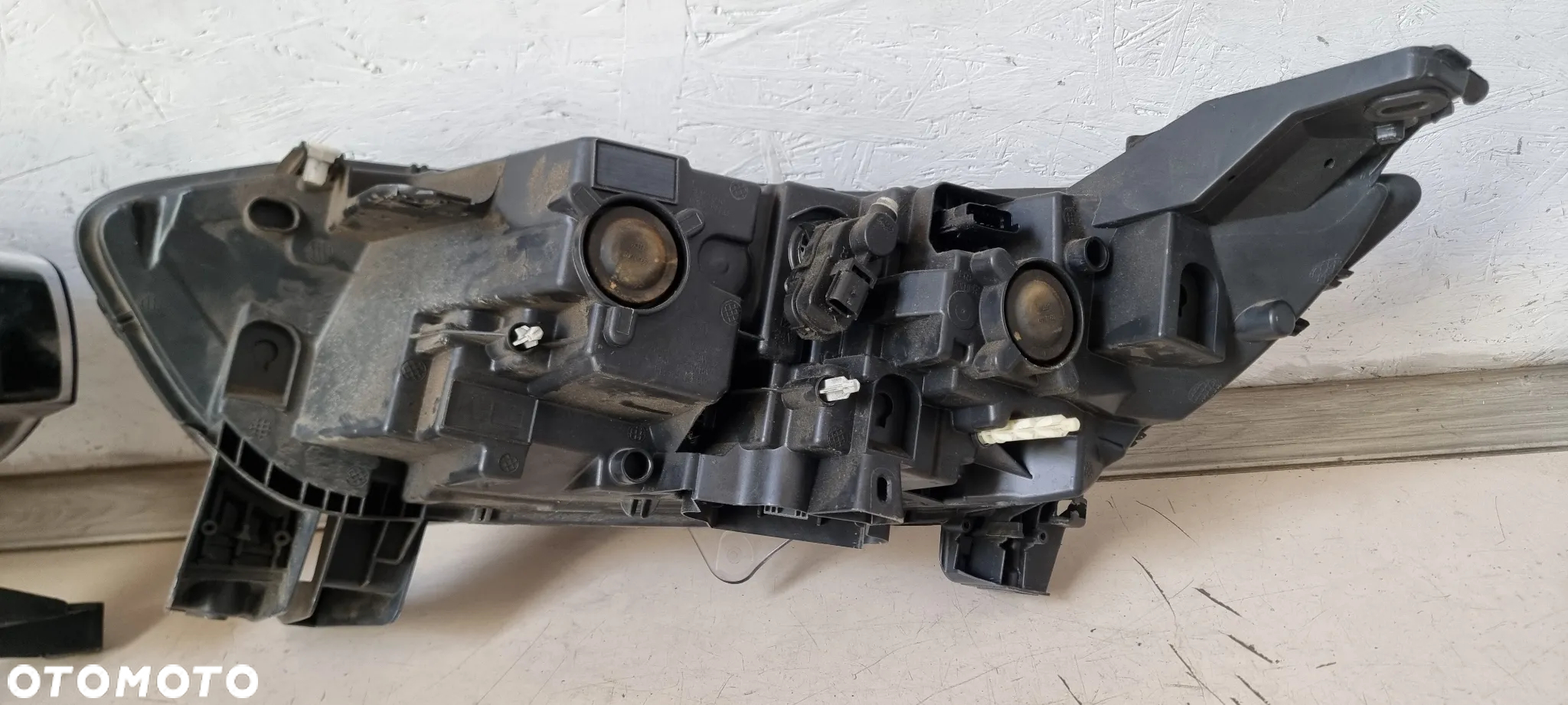 Lampa PURE LED przód prawa lewa RENAULT ESPACE V 5 - 12