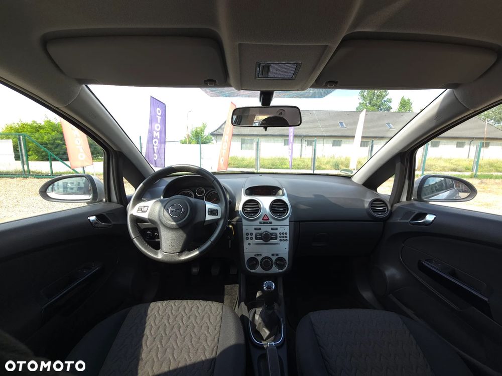 Opel Corsa 1.4 16V Edition - 31