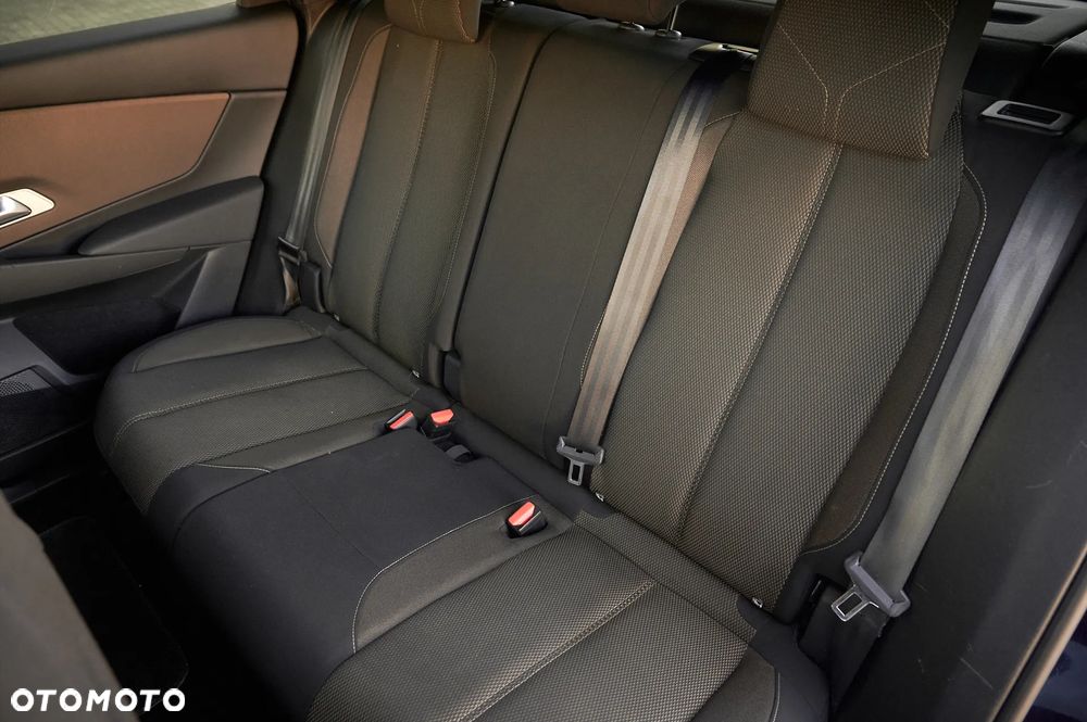 DS Automobiles DS 7 Crossback - 25