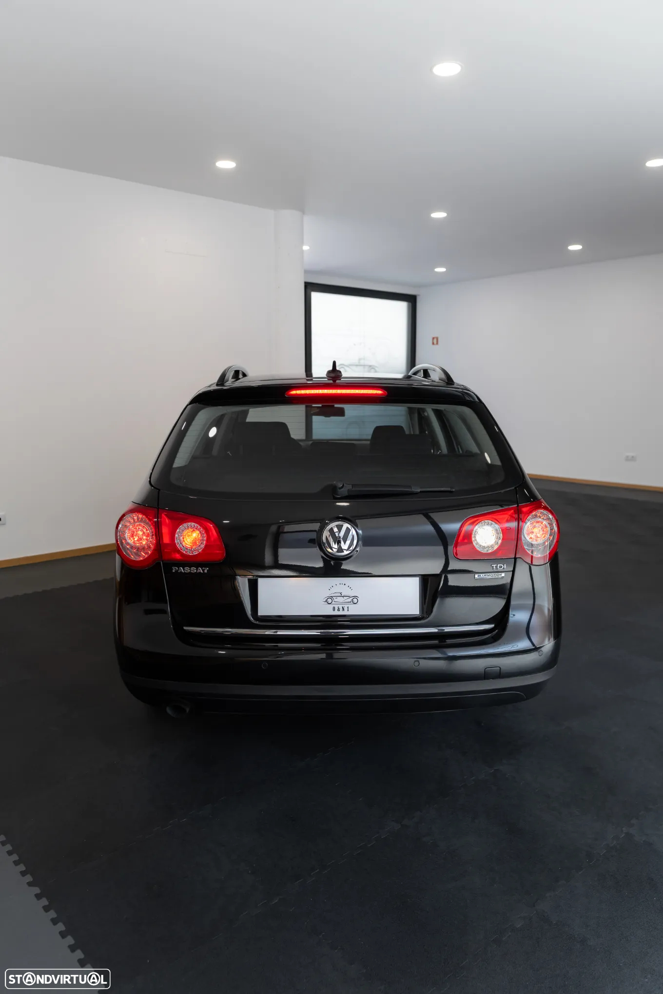VW Passat 1.6 TDI BlueMotion - 6