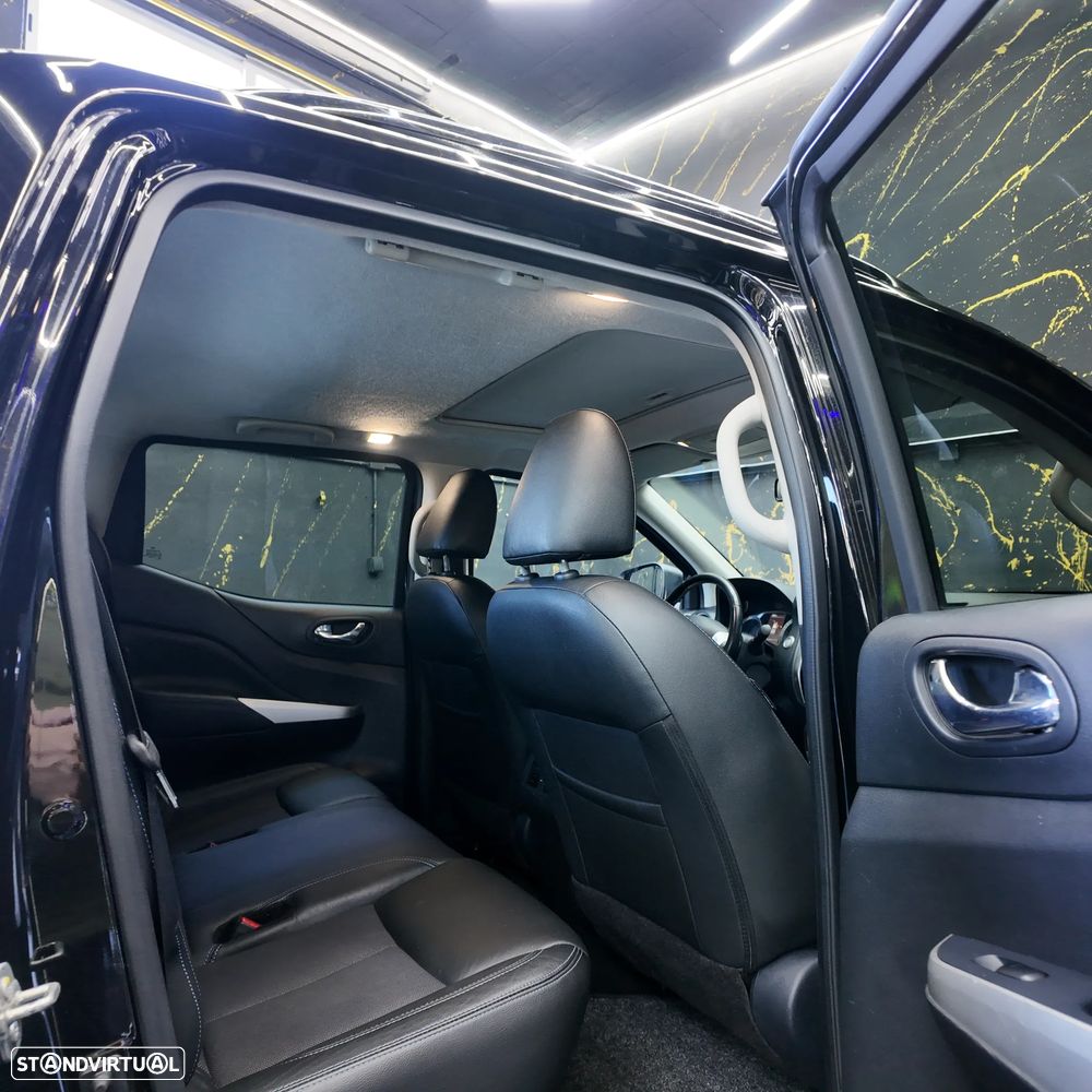 Nissan Navara 2.3 dCi CD 4WD N-Guard Azul Auto - 8