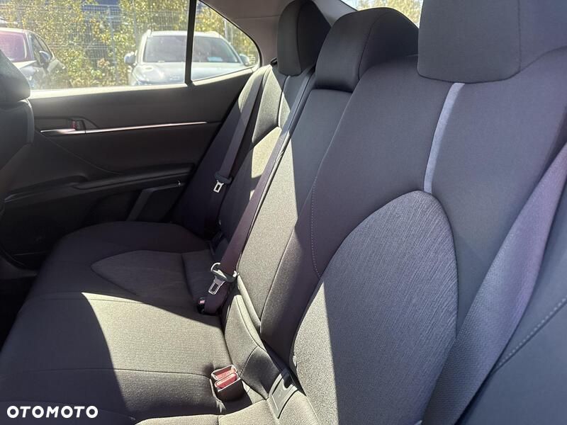 Toyota Camry 2.5 Hybrid Comfort CVT - 20