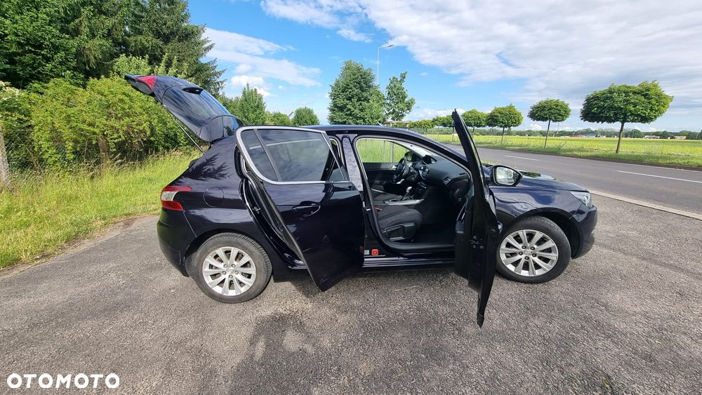 Peugeot 308 1.6 BlueHDi Style S&S - 9