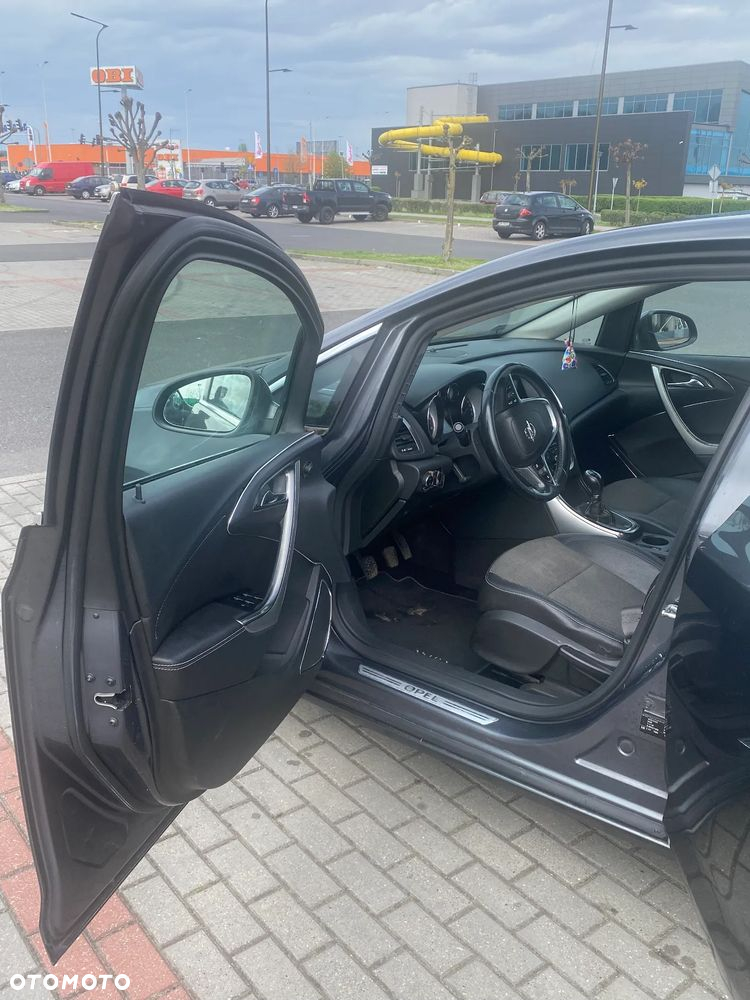 Opel Astra IV 1.7 CDTI Cosmo - 16