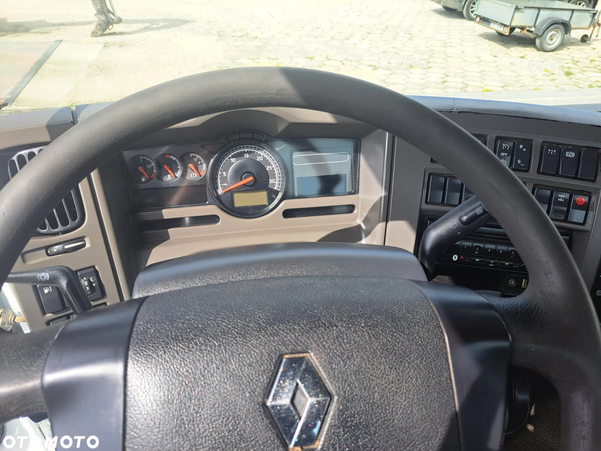Renault Premium - 12