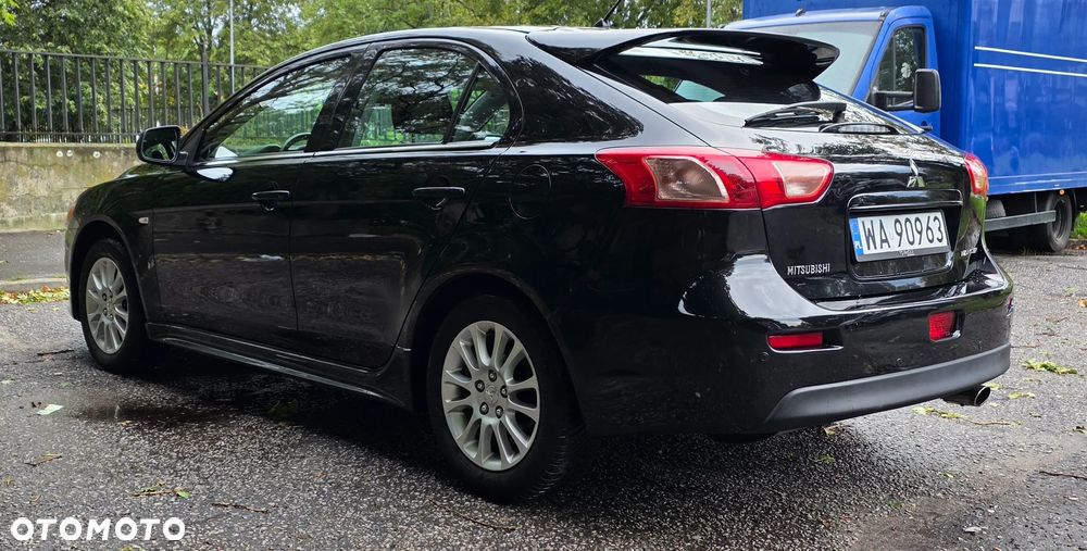 Mitsubishi Lancer 1.8 Intense CVT - 9