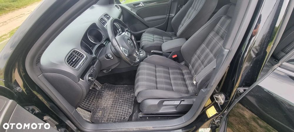 Volkswagen Golf 2.0 TDI DPF DSG GTD - 8