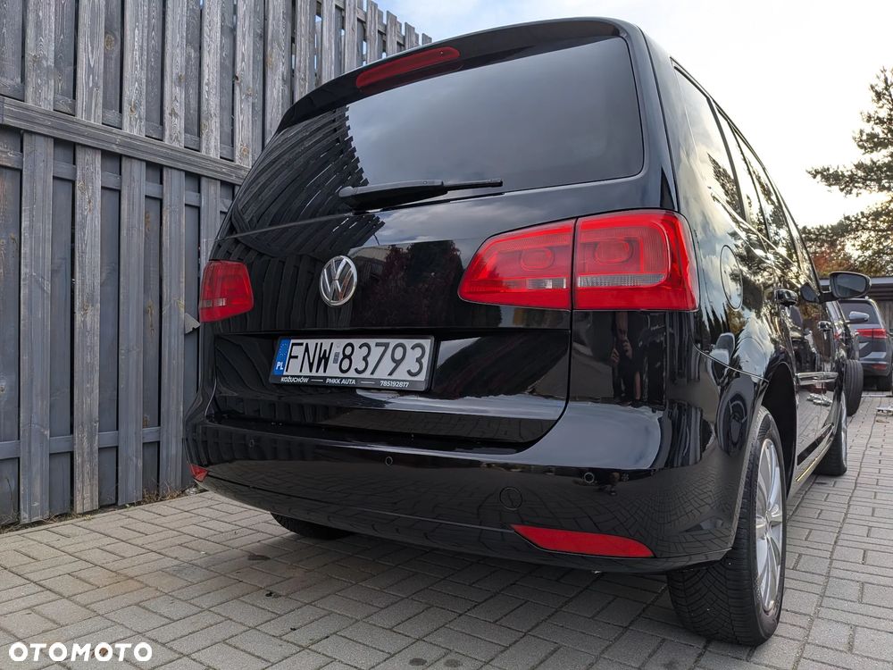 Volkswagen Touran 2.0 TDI DPF DSG Trendline - 5