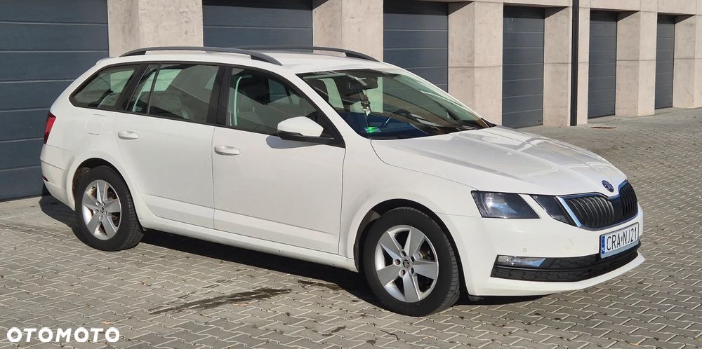 Skoda Octavia 1.6 TDI Ambition - 2
