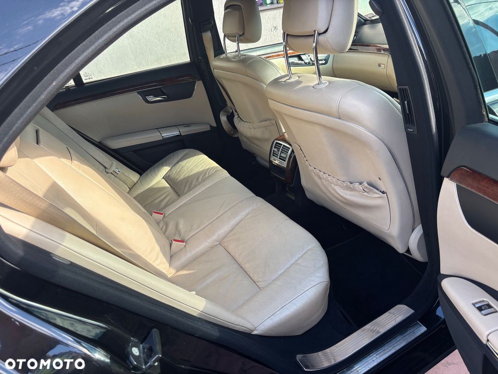 Mercedes-Benz Klasa S 320 CDI 4Matic DPF 7G-TRONIC - 19
