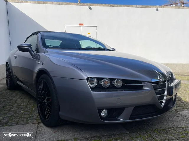 Alfa Romeo Spider - 16