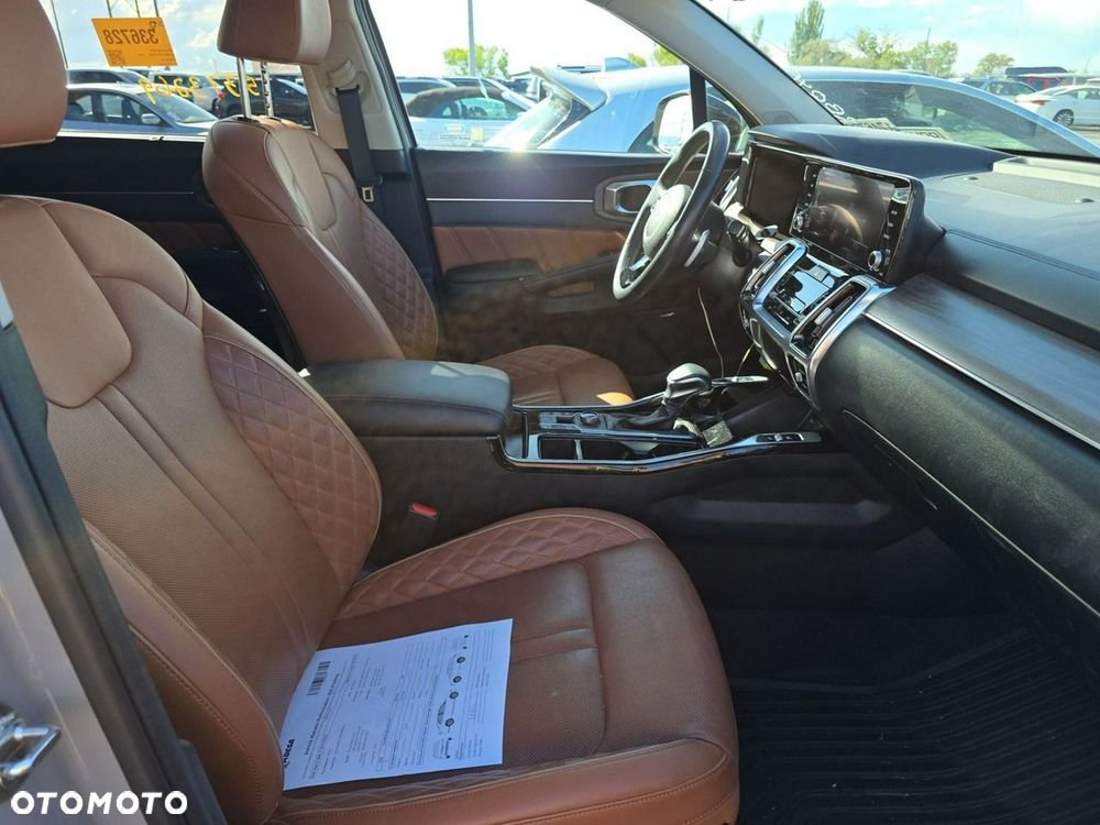 Kia Sorento - 11