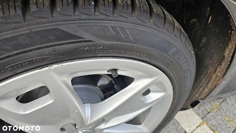 Audi A3 2.0 TDI DPF (DSG) S tronic Ambiente - 9