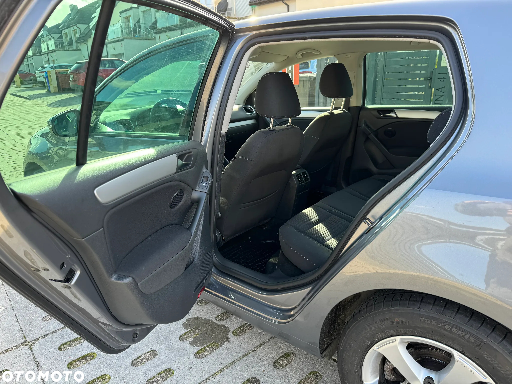 Volkswagen Golf VI 1.4 TSI Highline DSG - 16