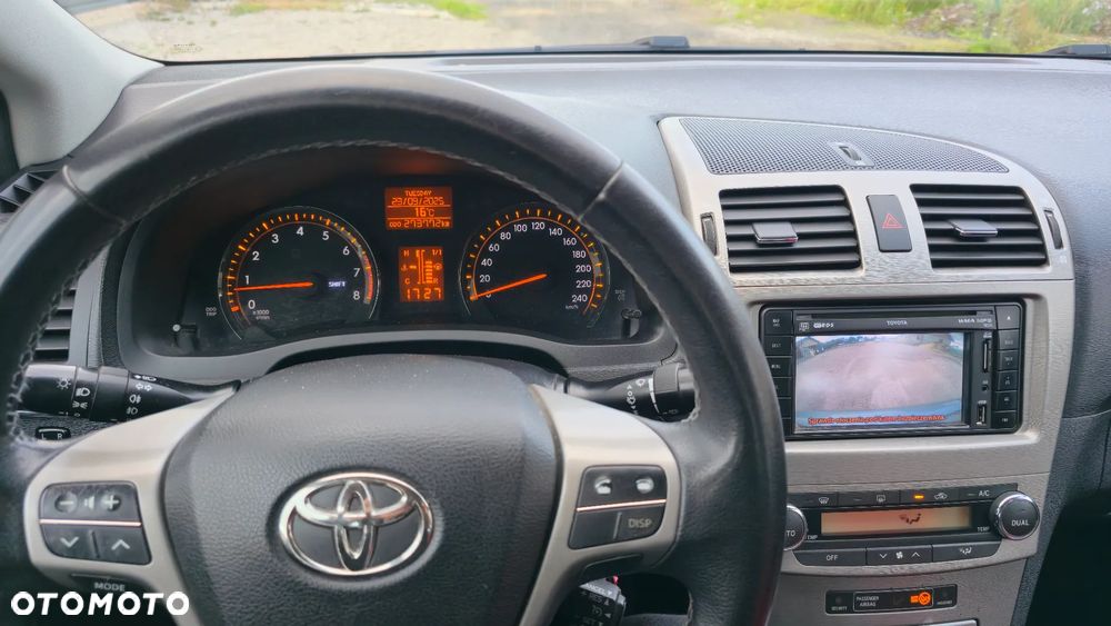 Toyota Avensis 1.8 Sol plus - 7