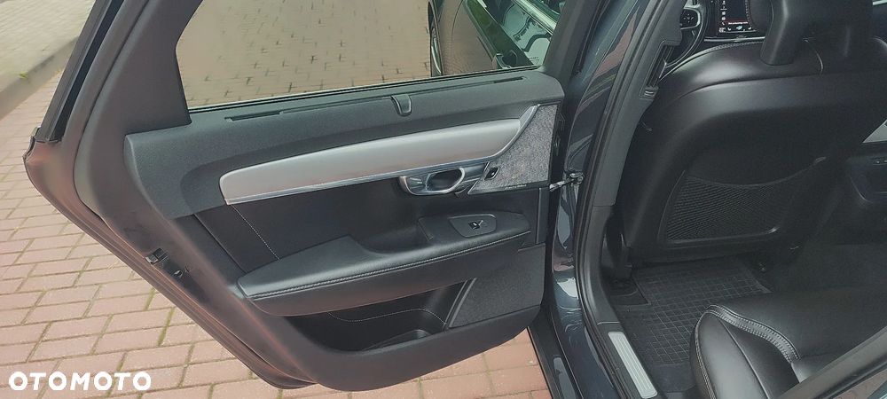 Volvo S90 D4 SCR Momentum Pro - 14