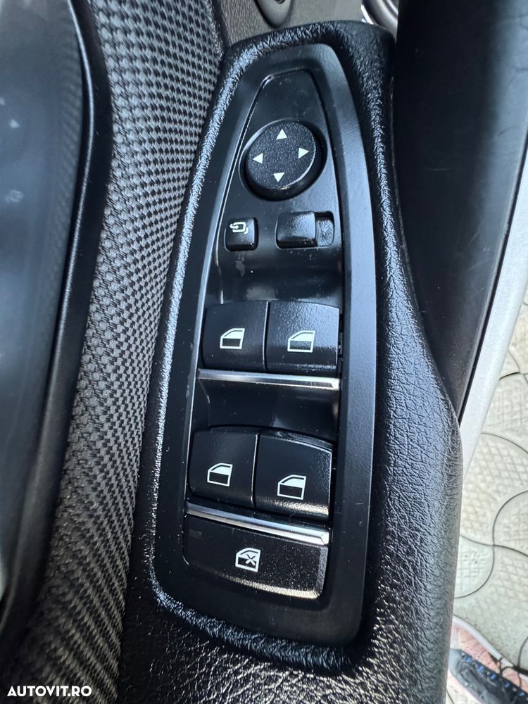 BMW Seria 3 320d Aut. Luxury Line - 15