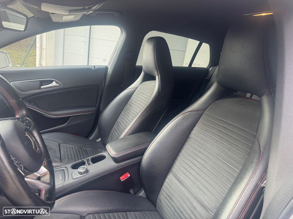 Mercedes-Benz CLA 220 Shooting Brake (CDI) d 4Matic 7G-DCT AMG Line - 14