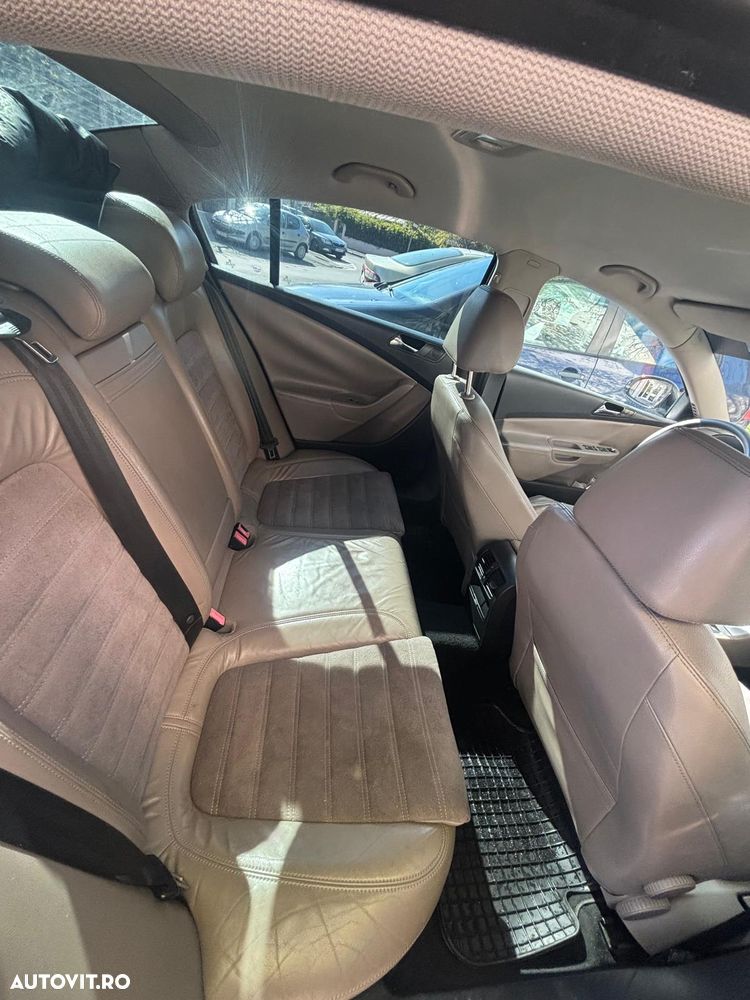 Volkswagen Passat - 5