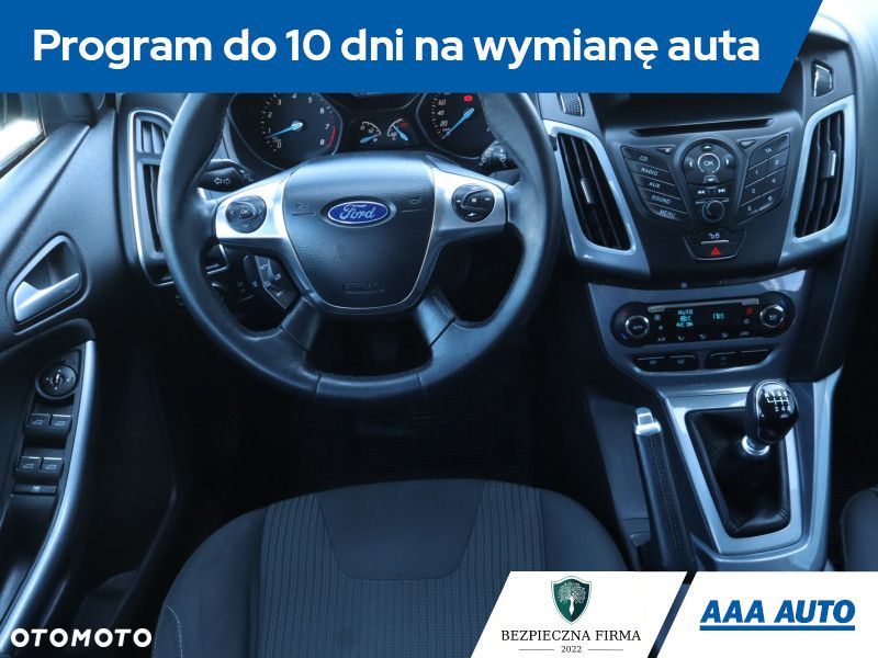 Ford Focus SW - 9
