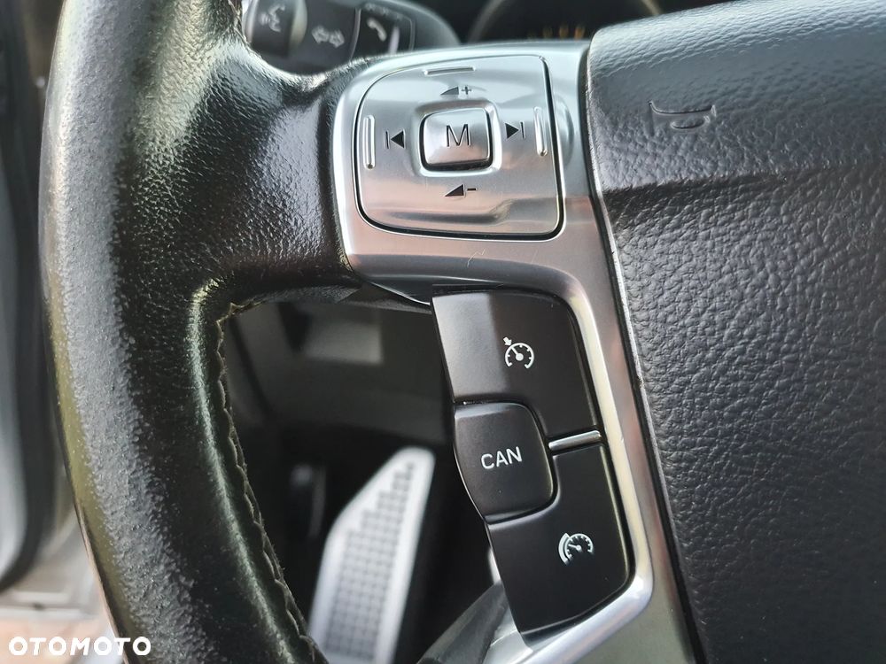 Ford Mondeo 2.0 TDCi Titanium X - 24