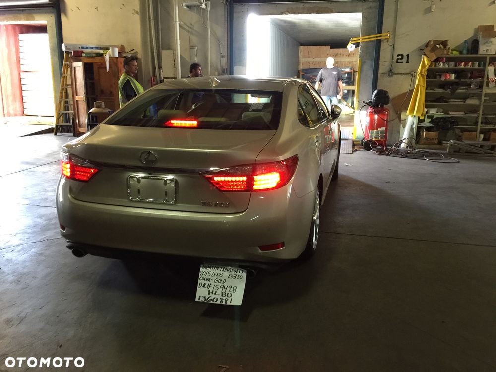 Lexus ES - 18