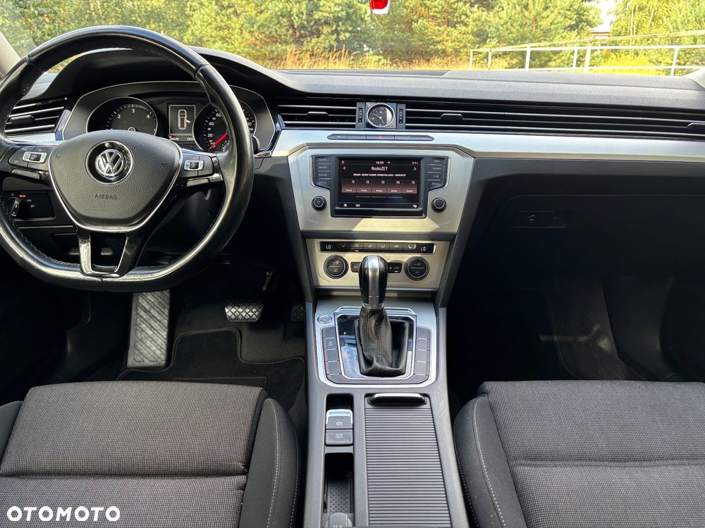 Volkswagen Passat 2.0 TDI SCR Highline DSG - 18