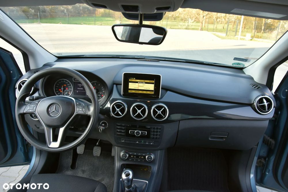 Mercedes-Benz Klasa B 200 (BlueEFFICIENCY) - 9