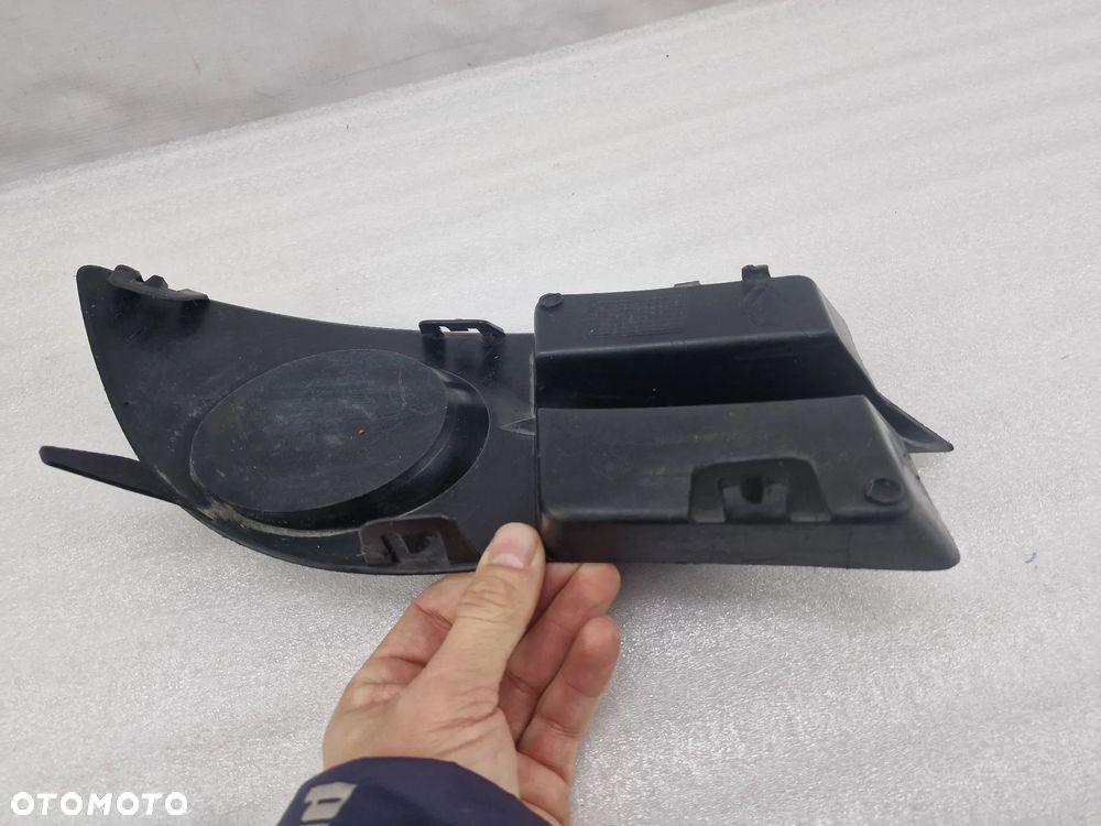 RENAULT CLIO II CAMPUS 06- LEWA KRATKA BOCZNA ZDERZAKA PRZEDNIEGO PRZÓD , NR 8200445991 , NR AUKCJI C/37 - 6