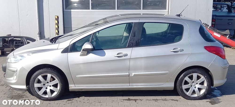 Peugeot 308 1,6 16V części maska klapa drzwi błotnik zderzak kod lakieru ETSC lampa reflelektor felgi wyposażnie wnętrza silnik 5FW / 5FS skrzynia biegów BVM5 - 6