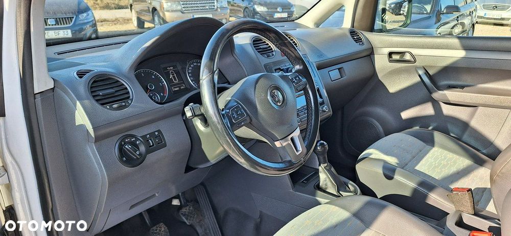 Volkswagen Caddy - 10