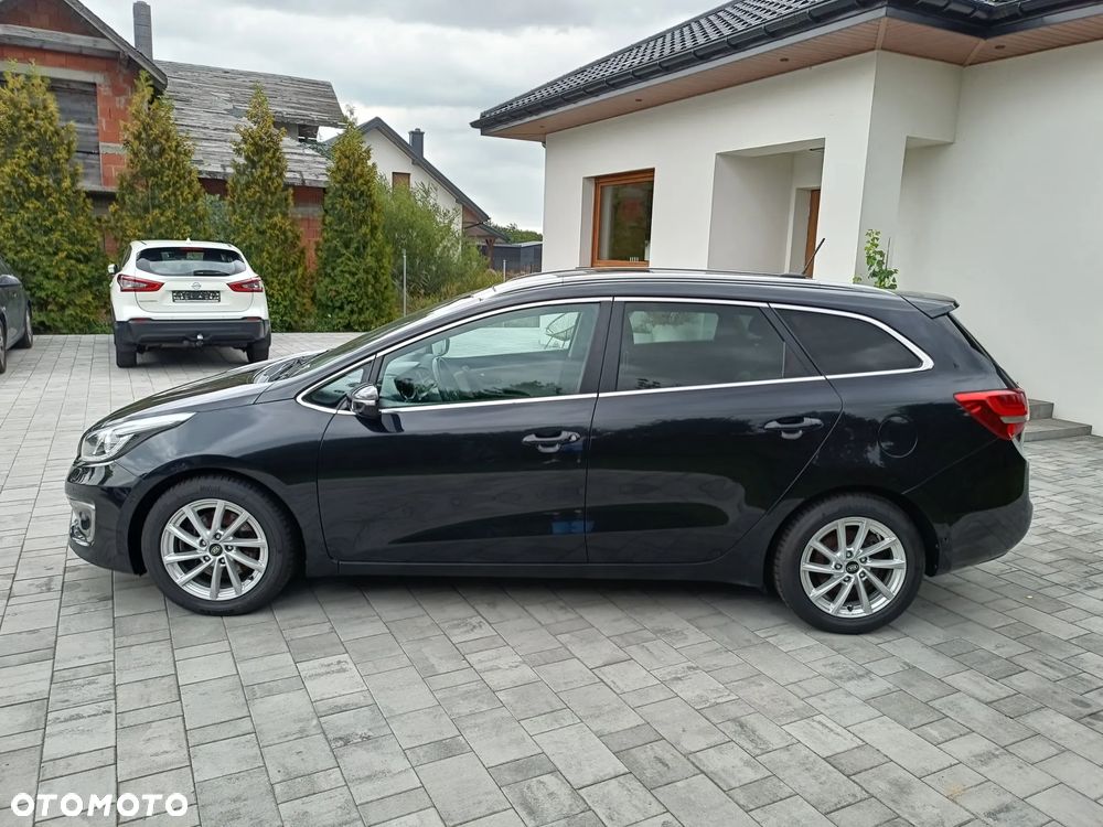 Kia Ceed - 5