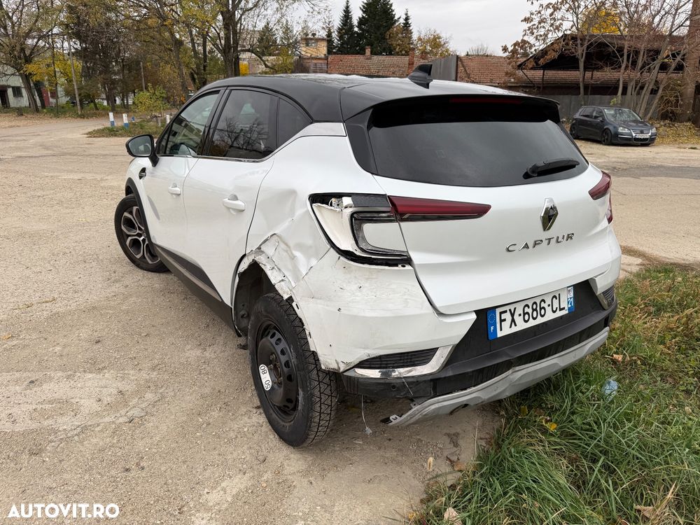 Renault Captur - 4