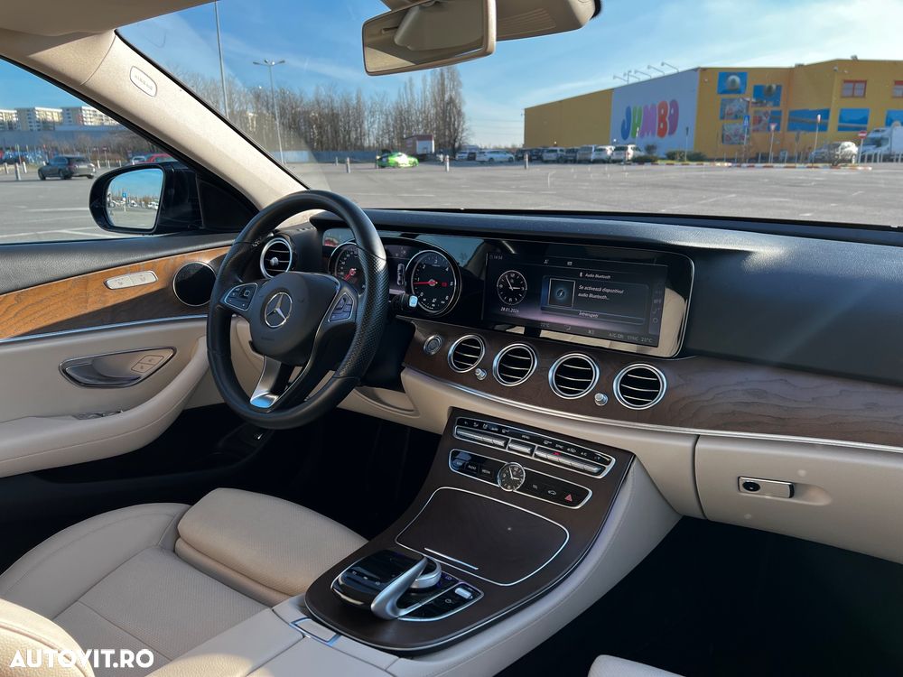 Mercedes-Benz E 220 d 4MATIC Aut. - 7