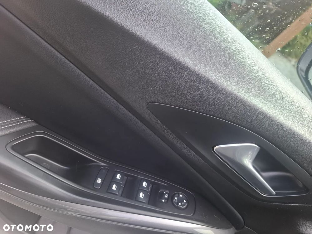 Opel Grandland X - 9