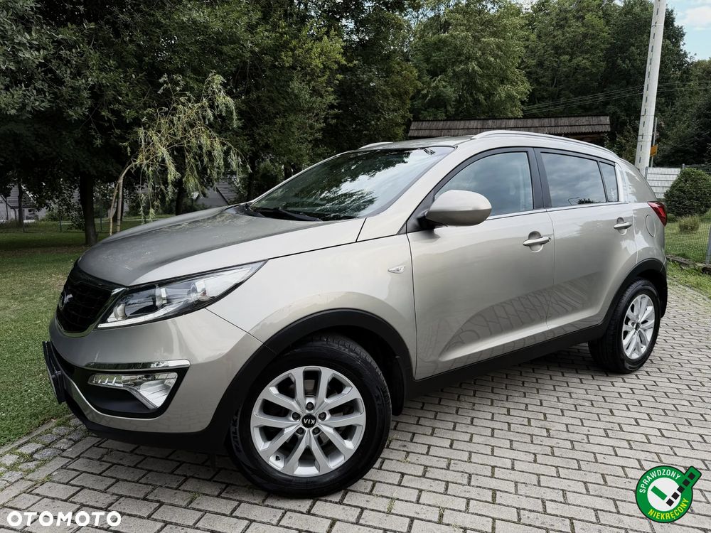 Kia Sportage 1.6 GDI 2WD Dream-Team Edition - 2