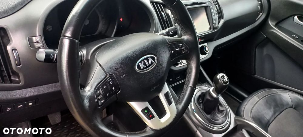 Kia Sportage 1.7 CRDI 2WD Spirit - 17