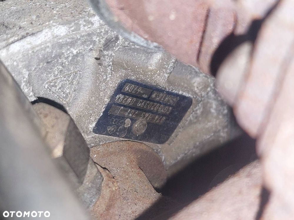 SILNIK POMPA WTRYSKI TURBO KOMPLETNY VOLVO S80 I D5252T - 10